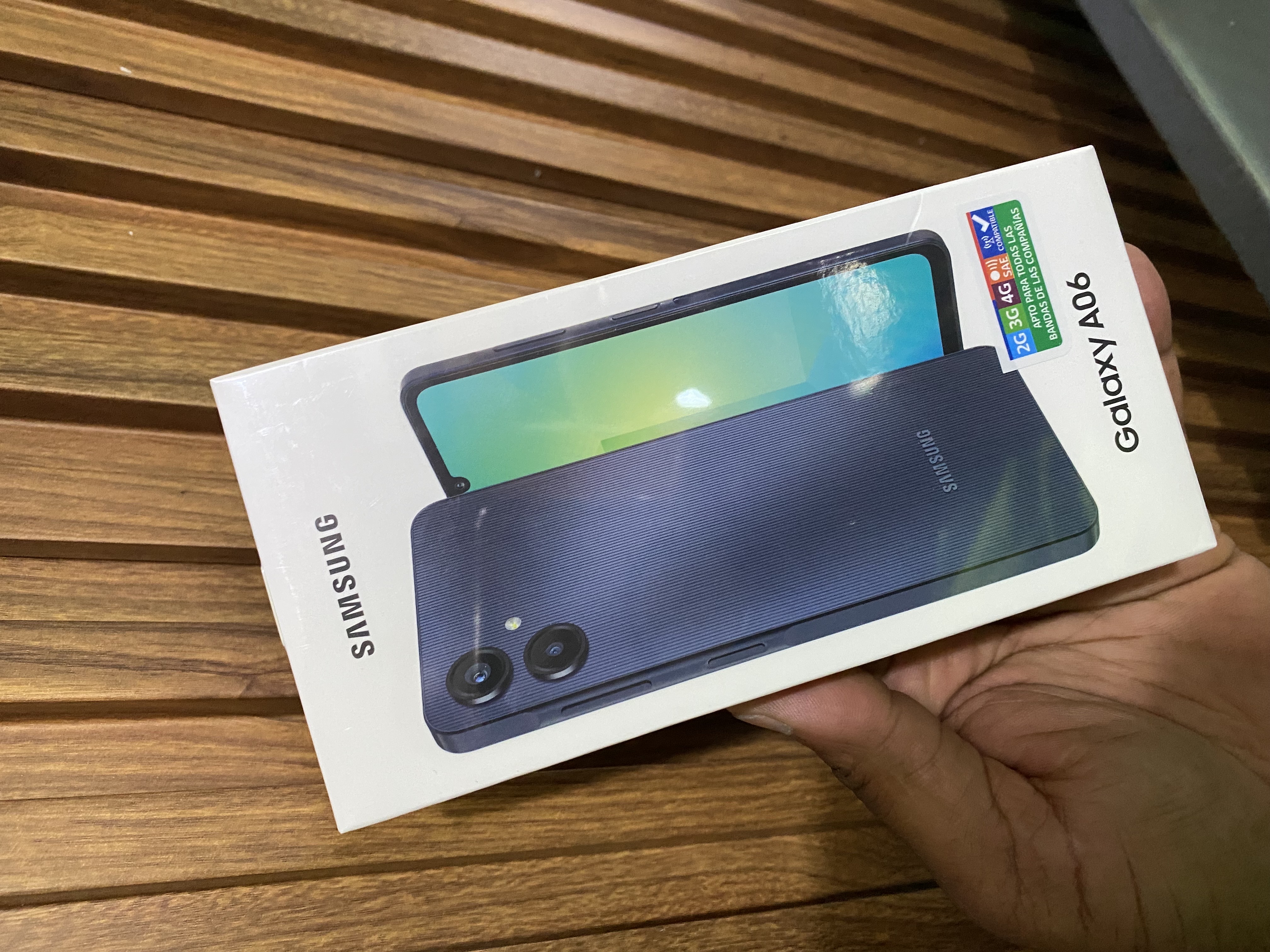 celulares y tabletas - Samsung A06 128GB  3