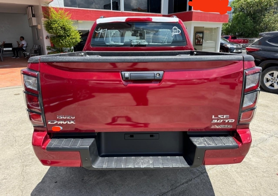 jeepetas y camionetas - 2026 Isuzu DMAX LSE 0Km  9