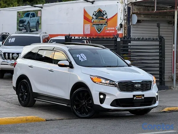 jeepetas y camionetas - Kia sorento 2020 EX 8