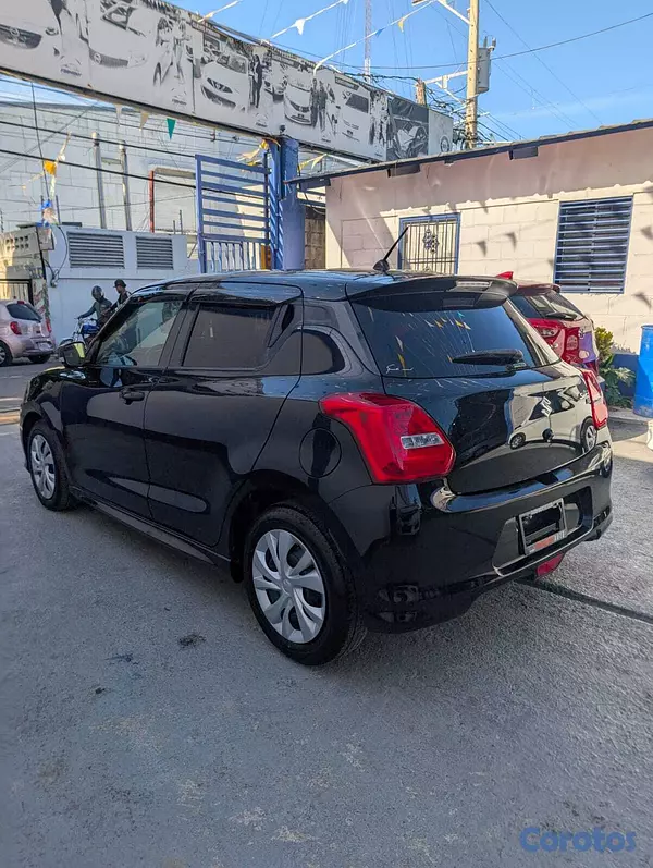 carros - SUZUKI SWIFT RS 2020 4