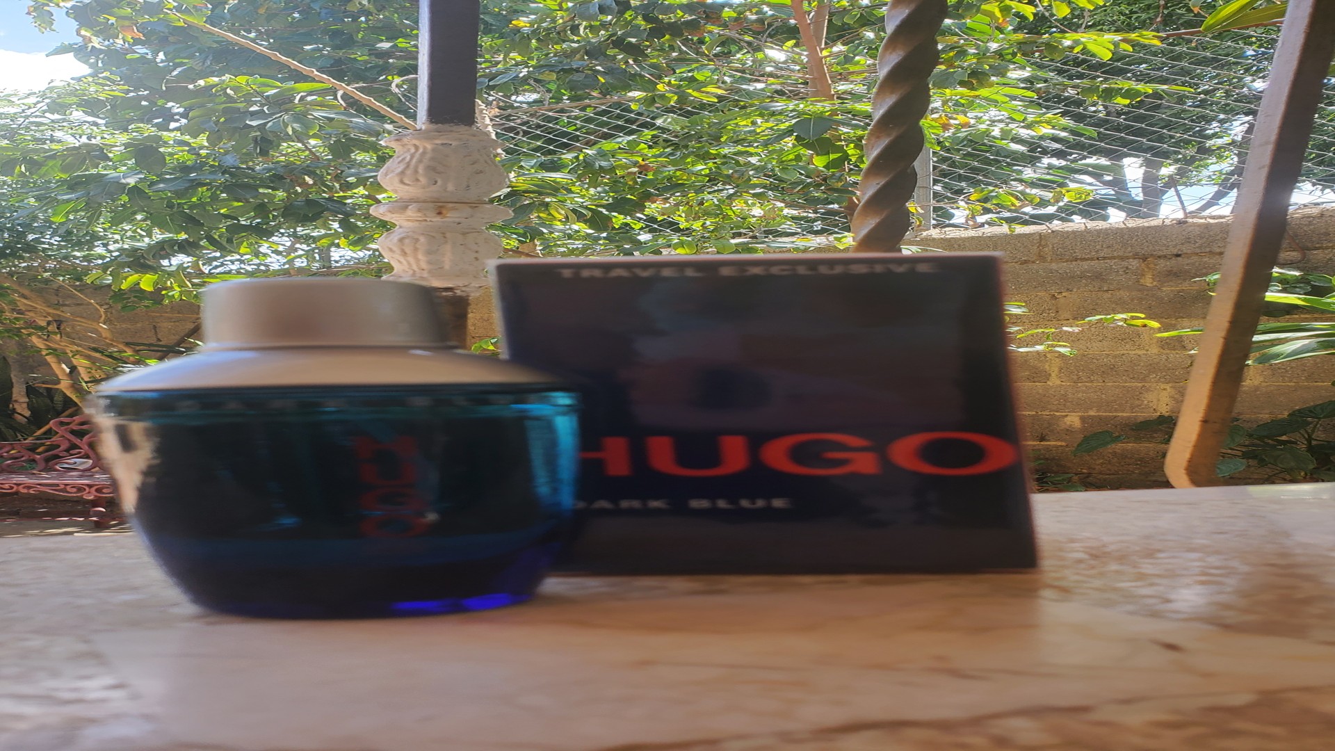 joyas, relojes y accesorios - SELLADO Nuevo Dark Blue de Hugo Boss eau de toilette spray 2,5 oz / 75 ml 