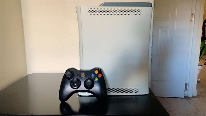 consolas y videojuegos - Venta de un Xbox 360 y un dispositivo. Fire TVstick 4K