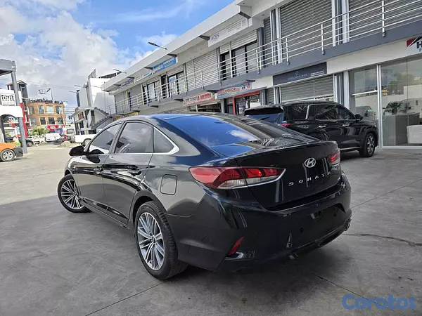 carros - HYUNDAI SONATA NEW RISE 2018 NEGRO GASOLINA 7