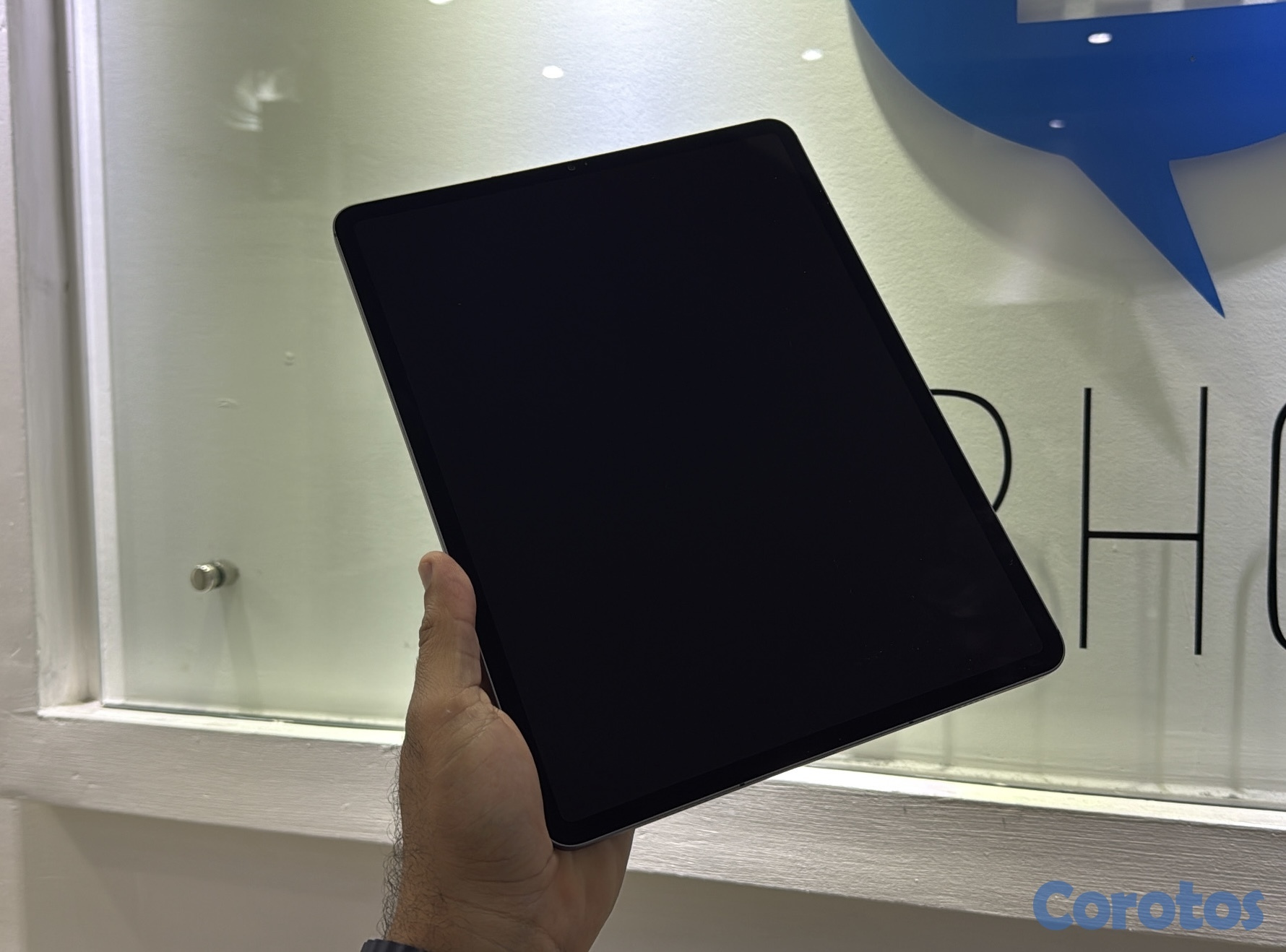 celulares y tabletas - iPad Pro 12.9 inch 6ta Generación Como Nueva RD$ 3 2