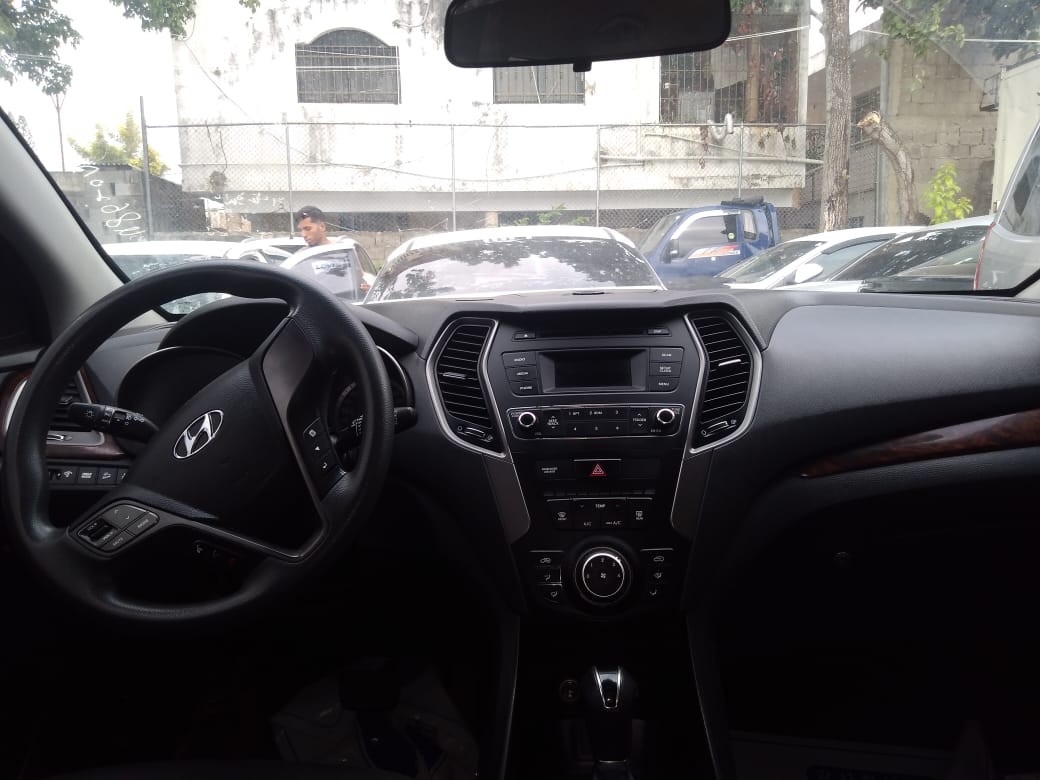 jeepetas y camionetas - HYUNDAI SANTA FE 2018 GRIS 3