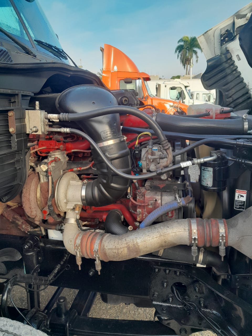 camiones y vehiculos pesados - FREIGHTLINER CASCADIA AÑO 2014  4