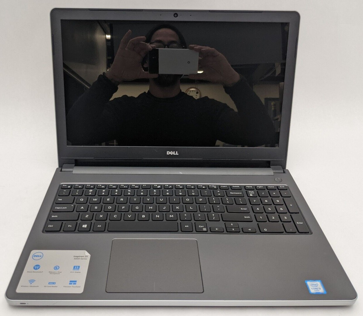computadoras y laptops - Laptop Dell Inspiron 5559 15.6" i5 500GB Disco duro SSD 12GB Ram Win 11
