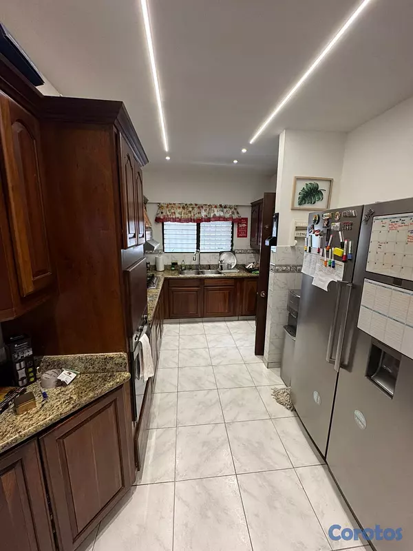apartamentos - Apartamento 3er  piso en Paraiso 9
