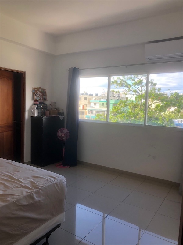apartamentos - Apartamento amplio en Miramar