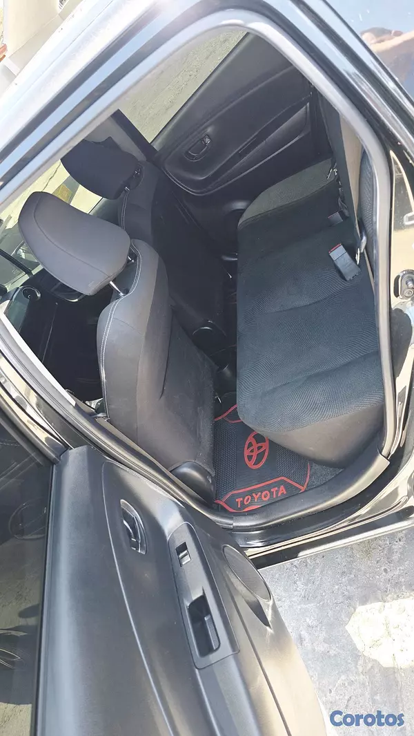 carros - toyota vitz 2017 el full 5