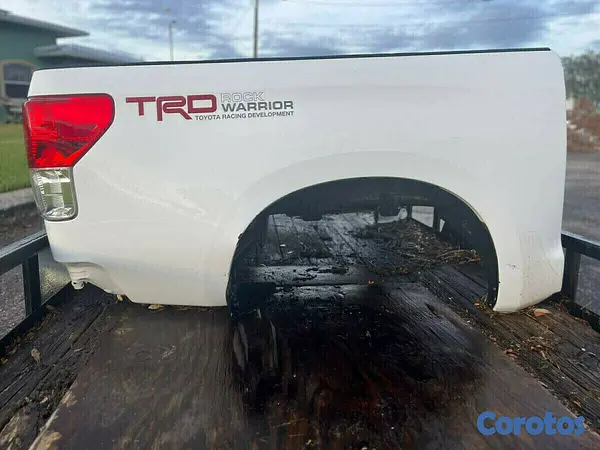 repuestos - Vendo Cama Para Toyota Tundra  3
