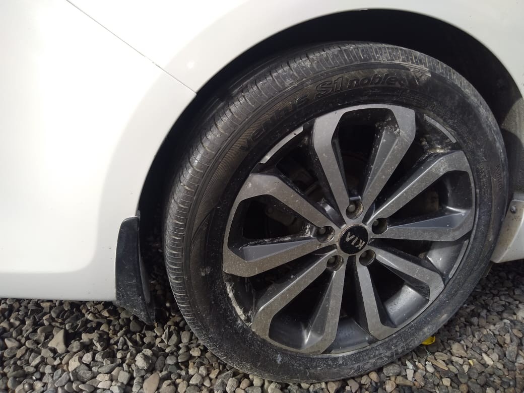 carros - KIA K5 2017 BLANCODESDE: RD$ 685,100.00 4