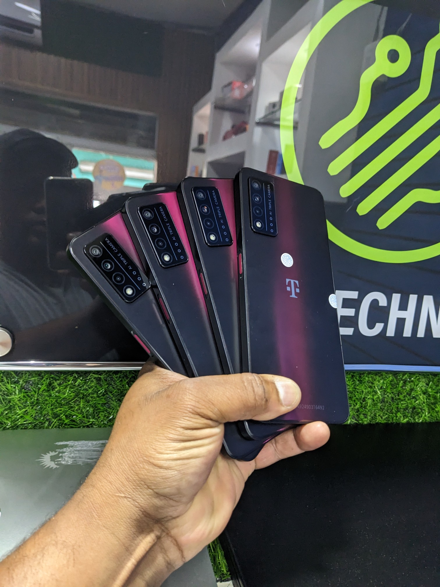 celulares y tabletas - TCL REVVEL plus 5G 1