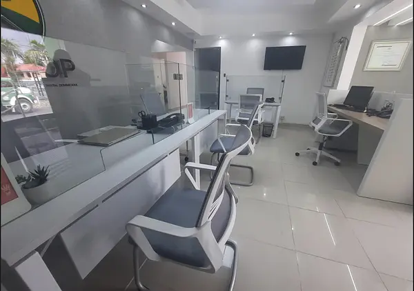oficinas y locales comerciales - Local céntrico en los prados 6