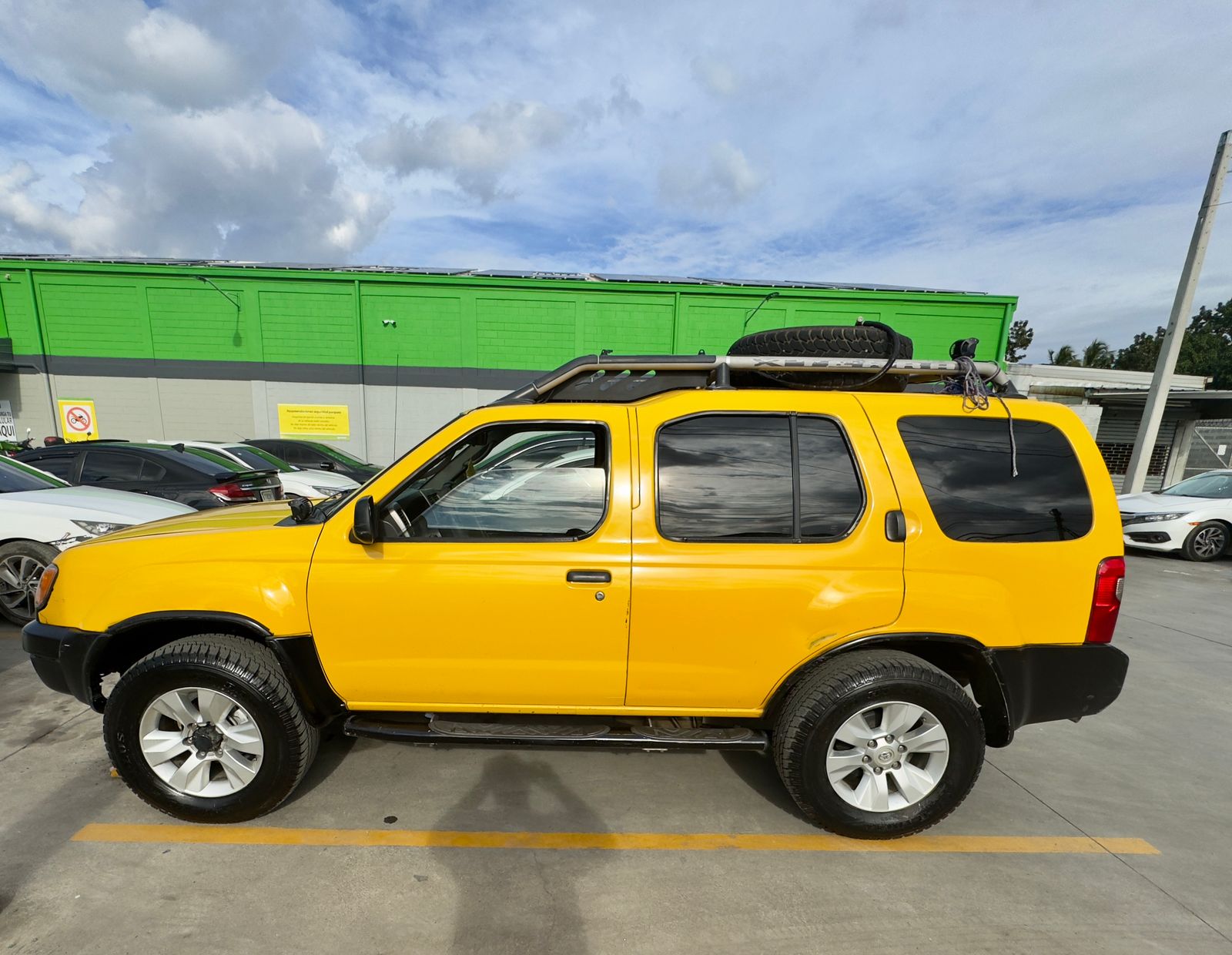 jeepetas y camionetas - Nissan xterra 2001 3