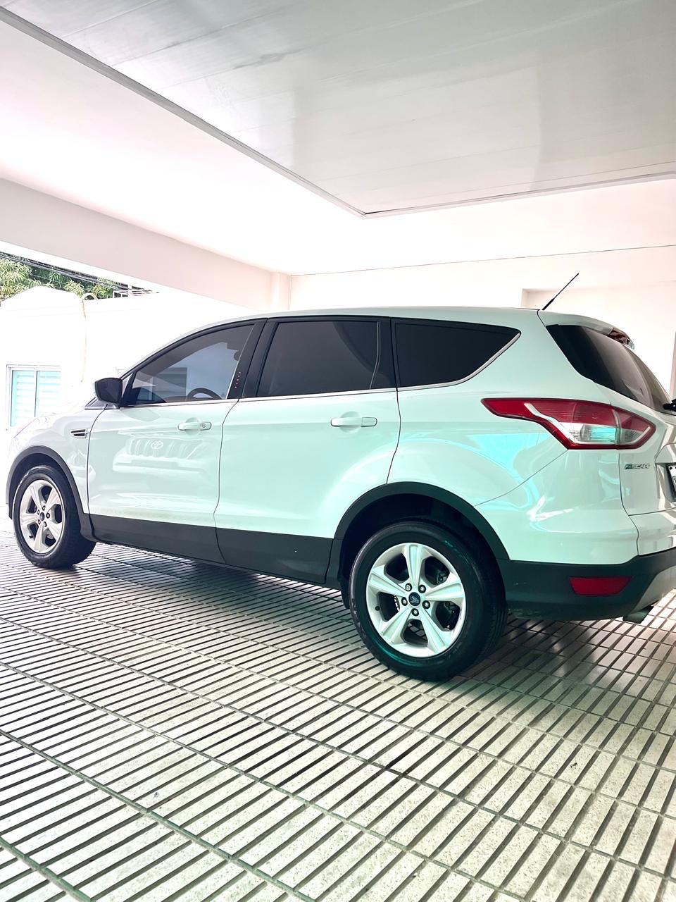 jeepetas y camionetas - Ford Escape 2014, único dueño, Comprada en Viamar 3