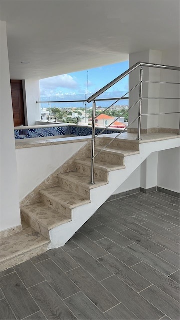 apartamentos - Venta de penthouse de 352mts con piscina en la autopista de san Isidro 2