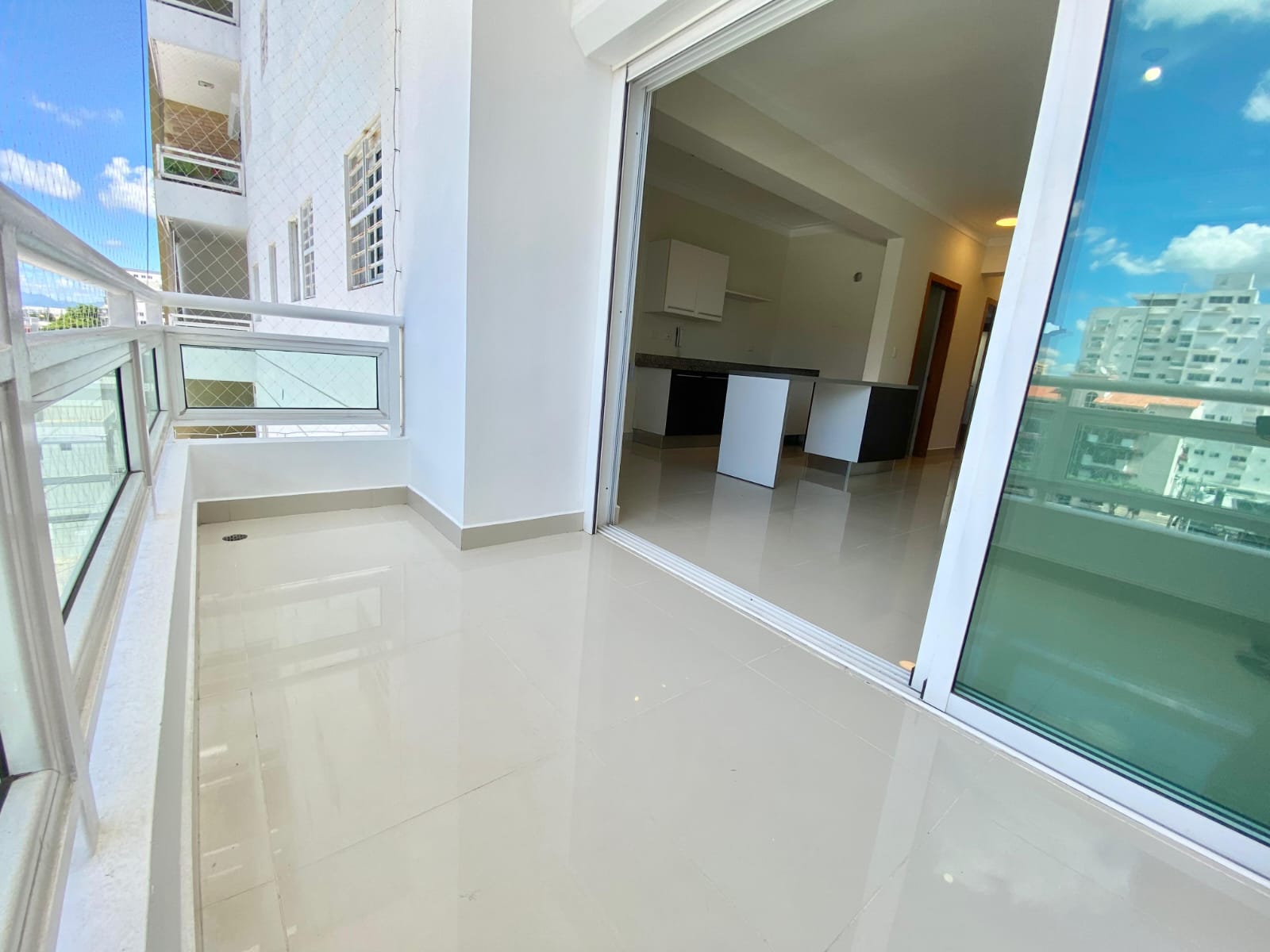 apartamentos - Alquiler Acogedor y Familiar en Evaristo Morales 5