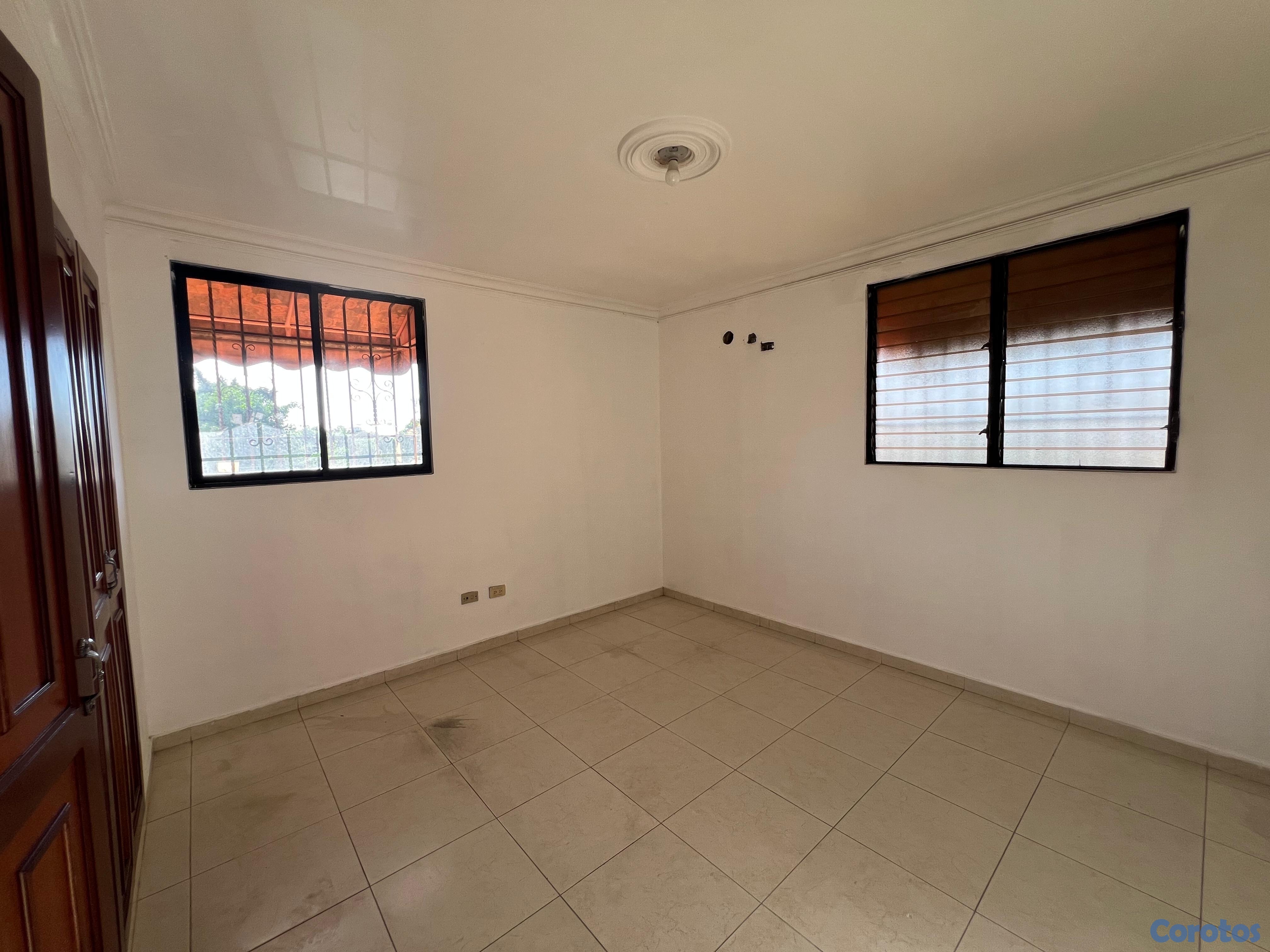 apartamentos - Apartamento en alquiler ubicado Evaristo Morales de 3 habitaciones  8