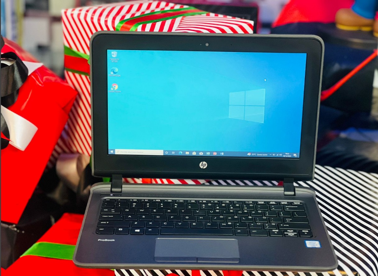 computadoras y laptops - Laptop hp Probook 11 G2 1