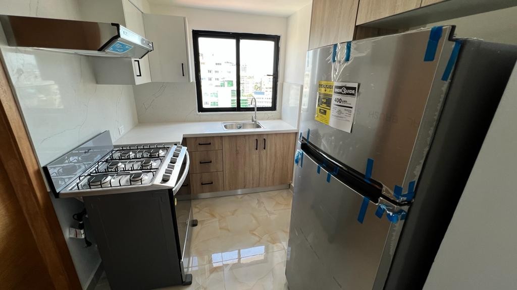 apartamentos - Alquiler de Apartamento en Naco con Linea Blanca