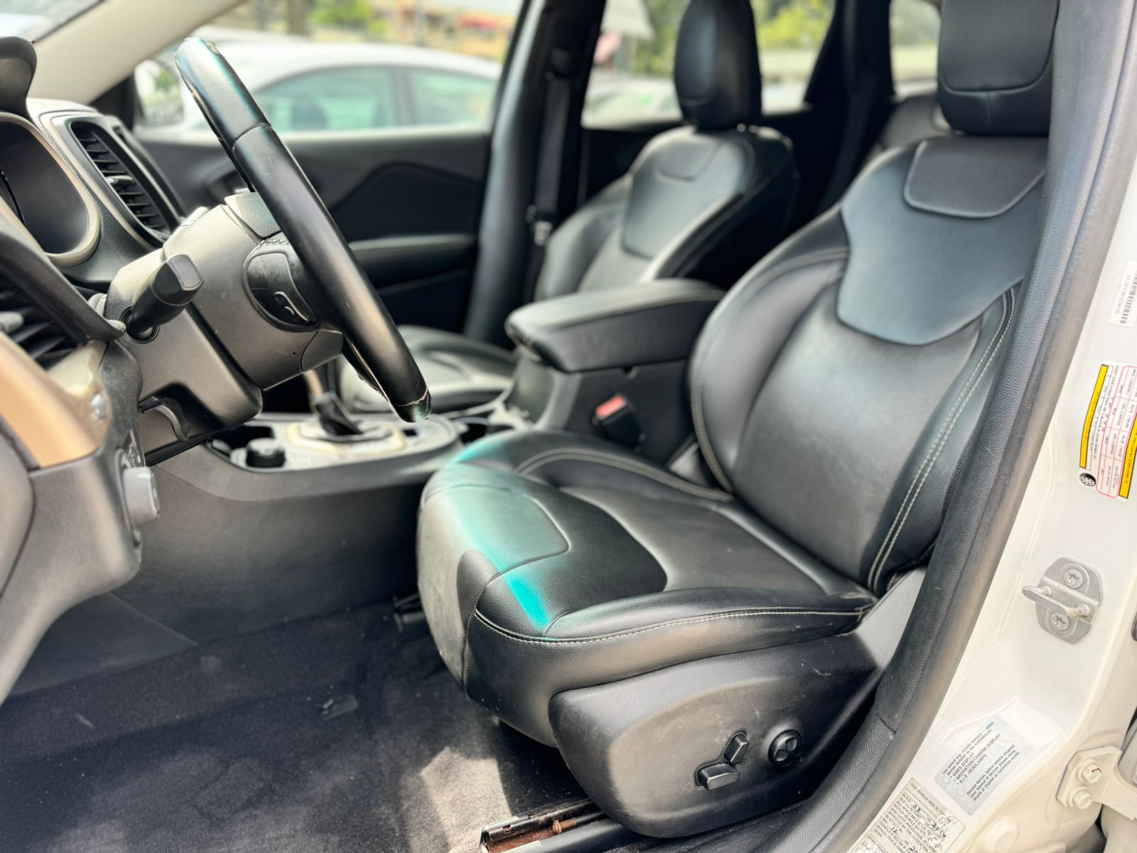 jeepetas y camionetas - Jeep Cherokee Latitude 5