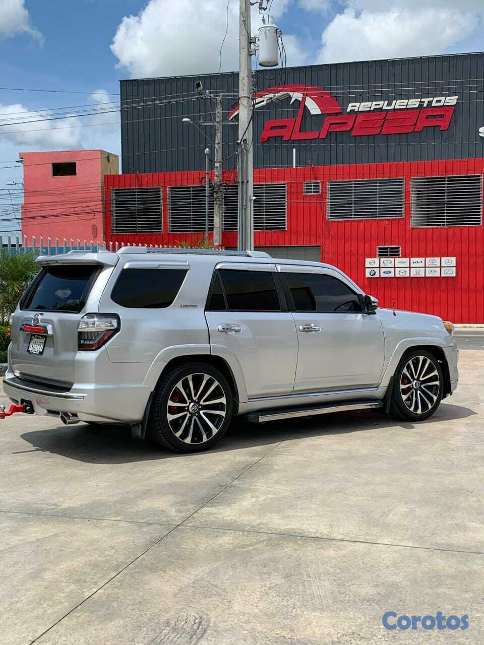 jeepetas y camionetas - TOYOTA 4RUNNER LIMITED 2011 12