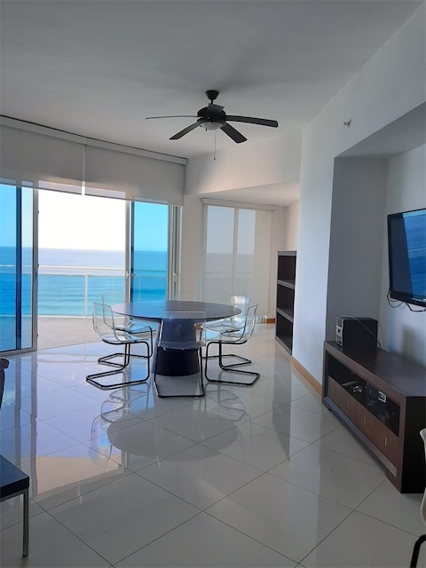 apartamentos - Venta de apartamento amueblado con vista al mar en el malecón 3