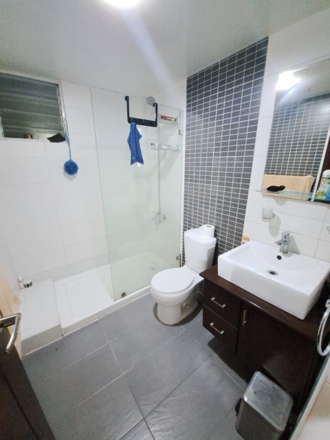 apartamentos - Vendo 2da con Terraza en el Millon 9