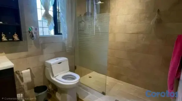 casas - Venta de Casa en Av Cayetano Germosén  11