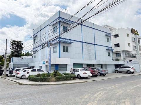 oficinas y locales comerciales - Local céntrico en arroyo hondo 4
