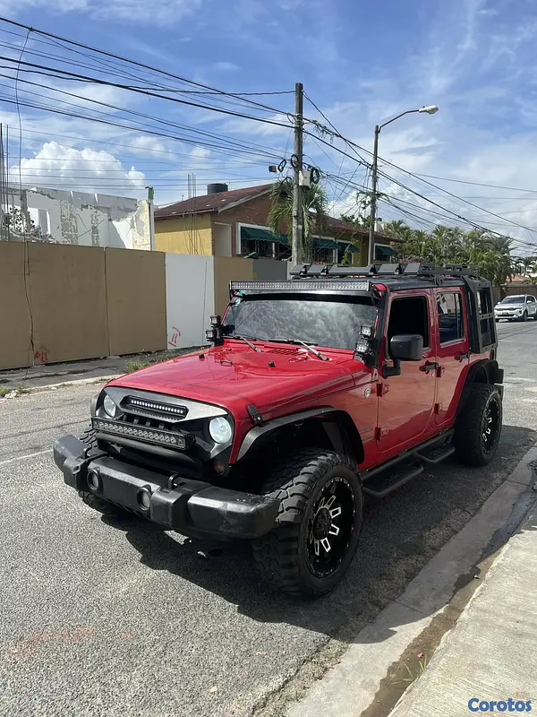 jeepetas y camionetas - se vende jeep wrangler 2014 como nuevo  9