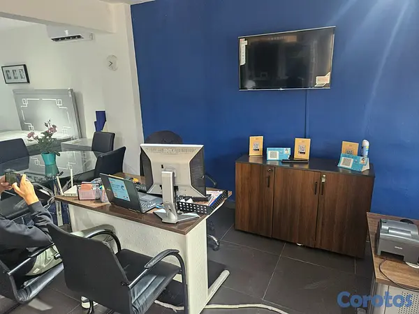 oficinas y locales comerciales - Jacobo MajlutaLocal Comercial 10
