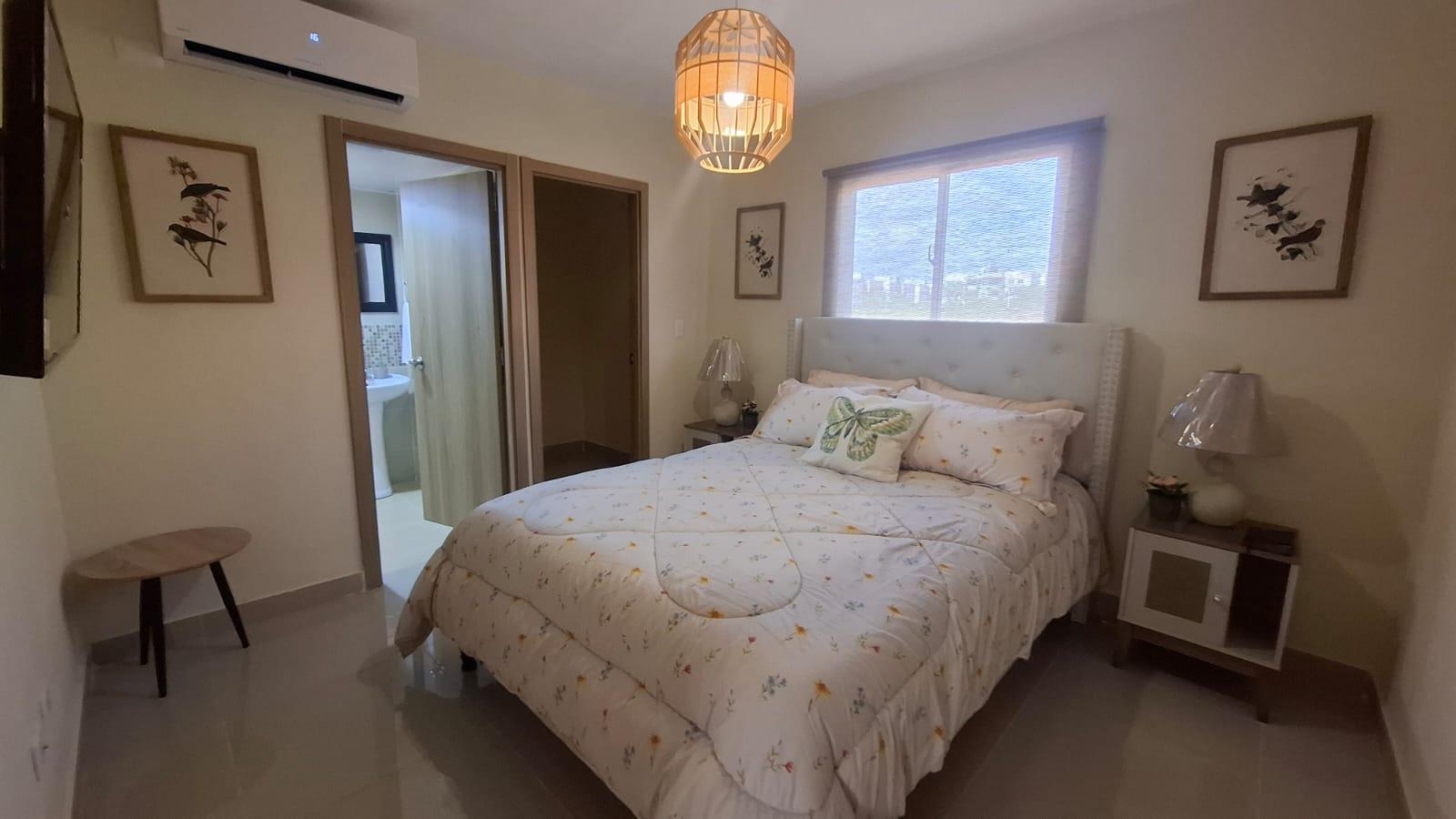 apartamentos - Primer nivel con patio en RD$4,975,000 con Bono 7