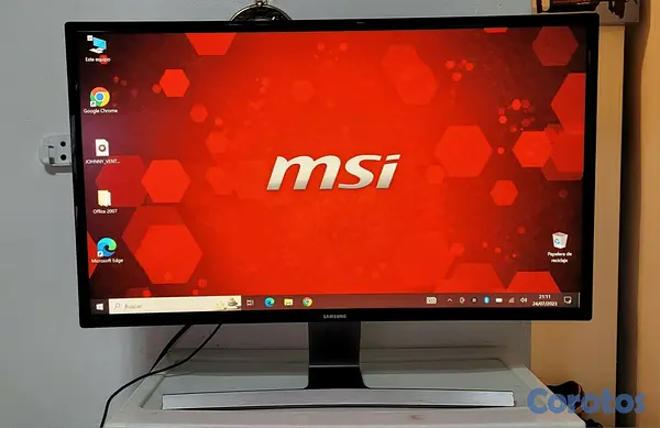 computadoras y laptops - Monitor Samsung Curvo 27 Pulg 1080p HD Con bocinas 2