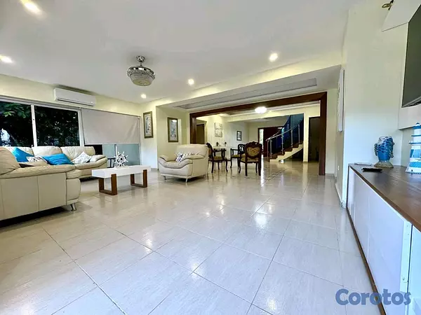 casas vacacionales y villas - Vendo Villa en Juan Dolio  10
