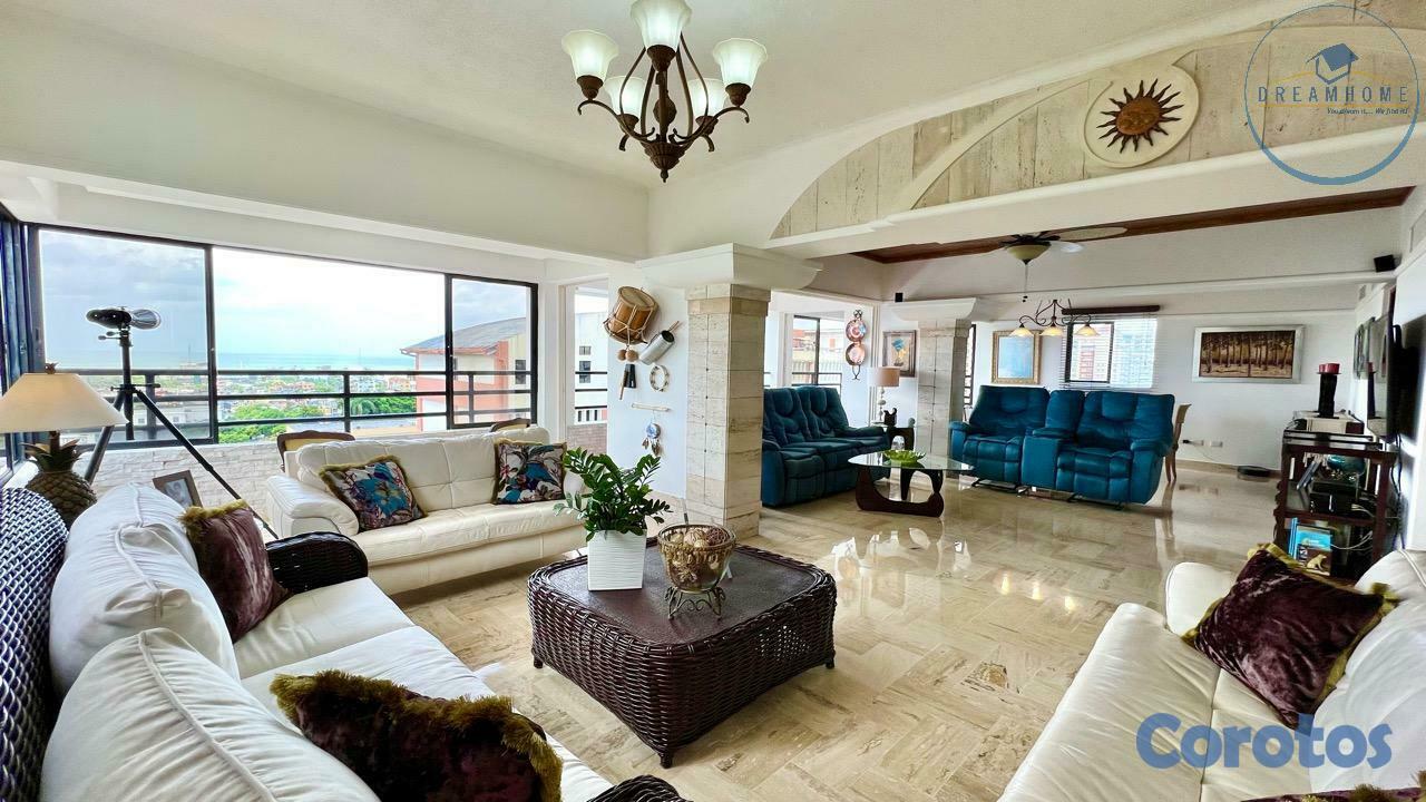 penthouses - Penthouse en venta en La Julia con vista al mar 1