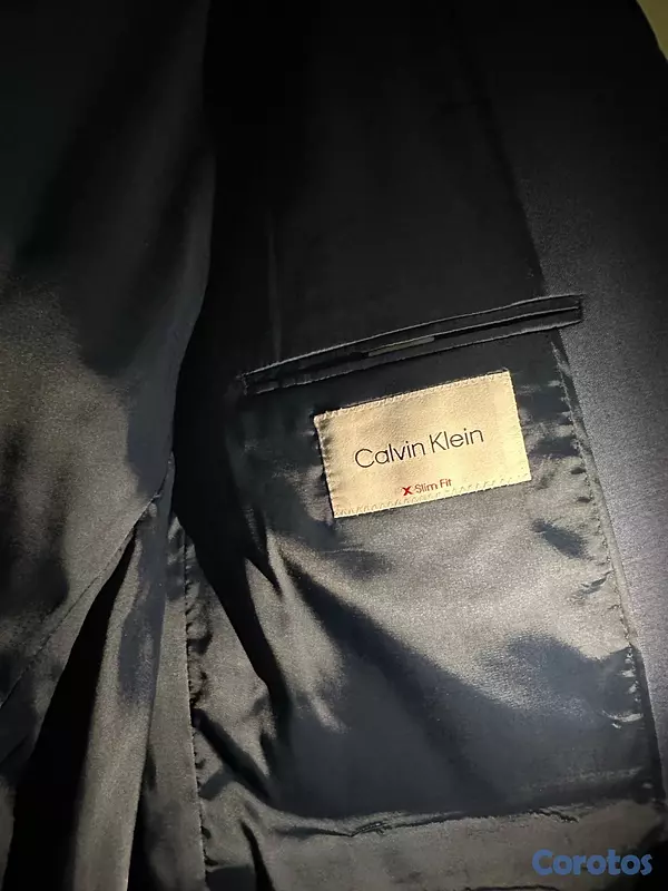 ropa para hombre - Traje Calvin Klein original  5