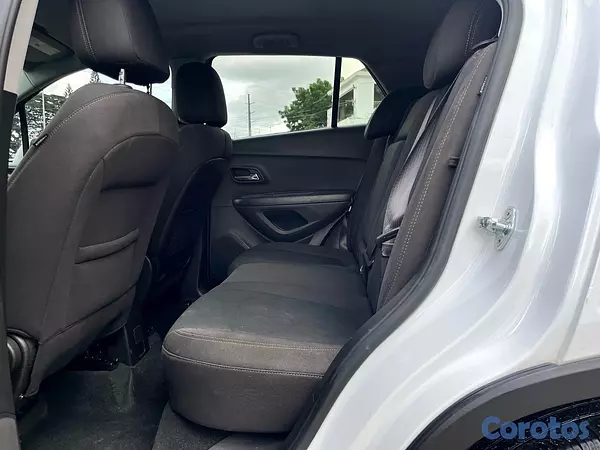 jeepetas y camionetas - Chevrolet Trax 2020
 10