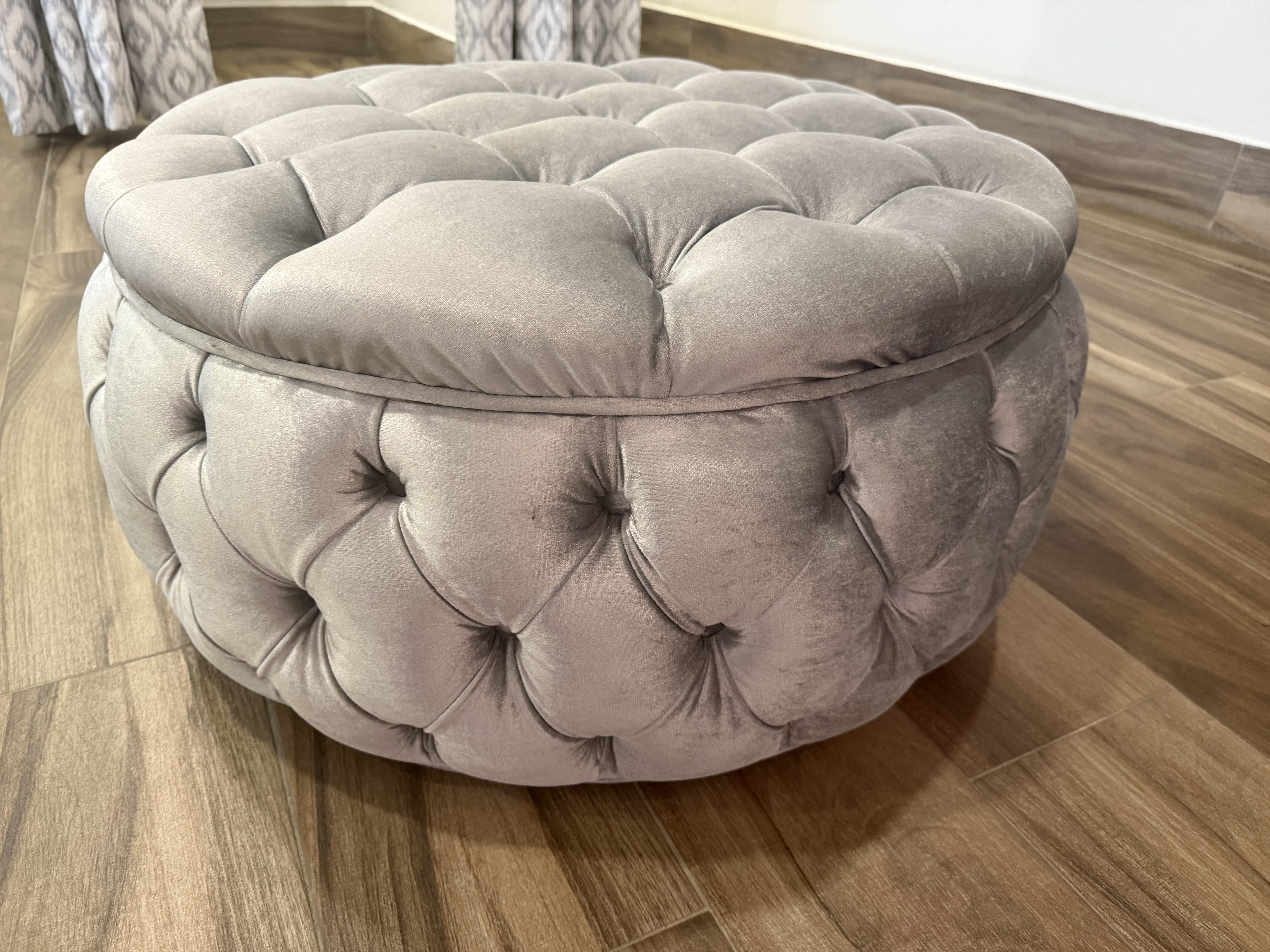 muebles y colchones - Otomanes Redondos 0