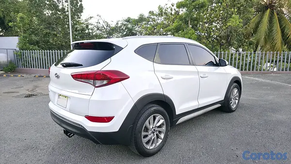 jeepetas y camionetas - Hyundai Tucson 2017 Versión Americana  4