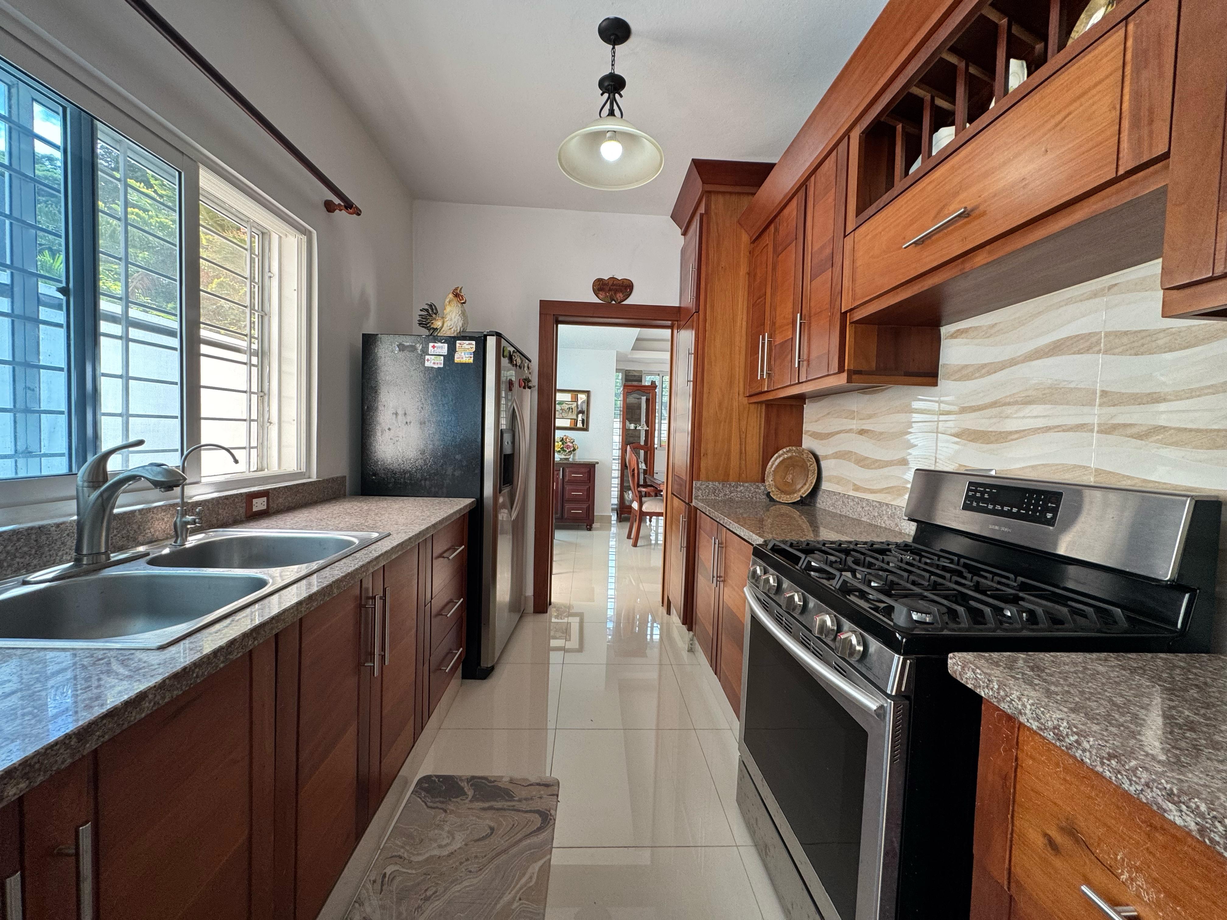 casas - CASA EN VENTA, RESIDENCIAL CERRADO EN GURABO, SANTIAGO, ESTANCIA ELIANNE. 3