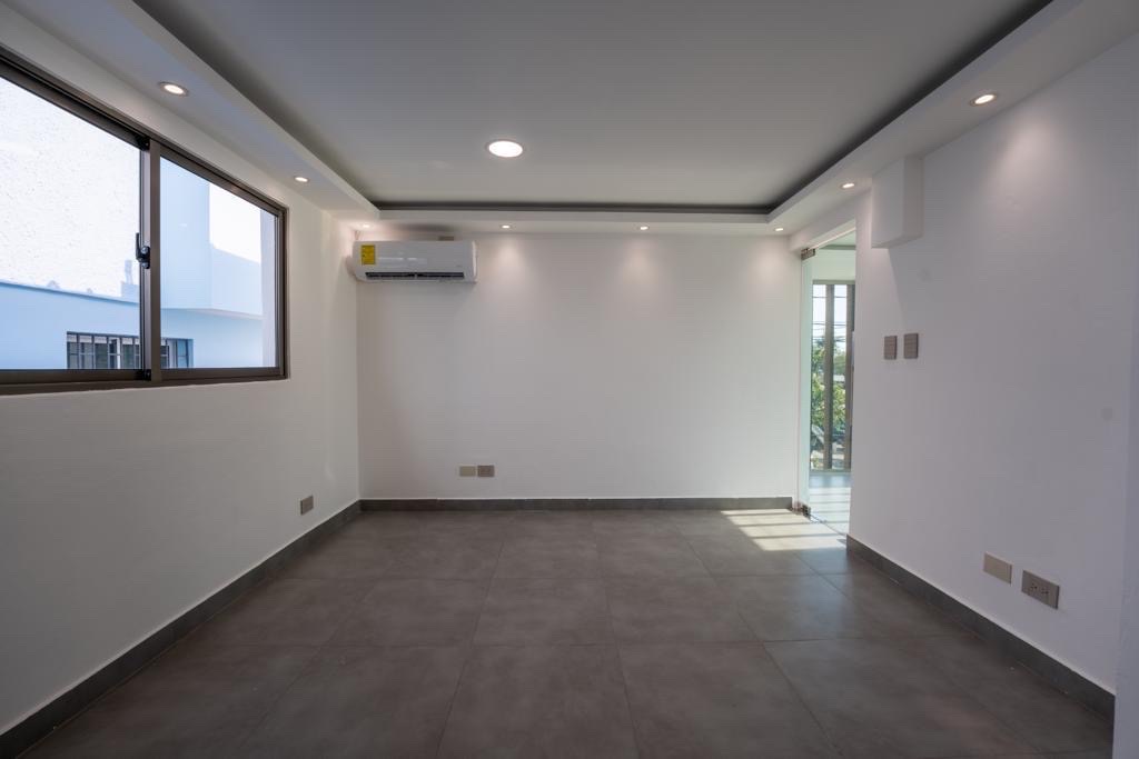 oficinas y locales comerciales - oportunidad local en venta en una de las zonas de más crecimiento comercial   8