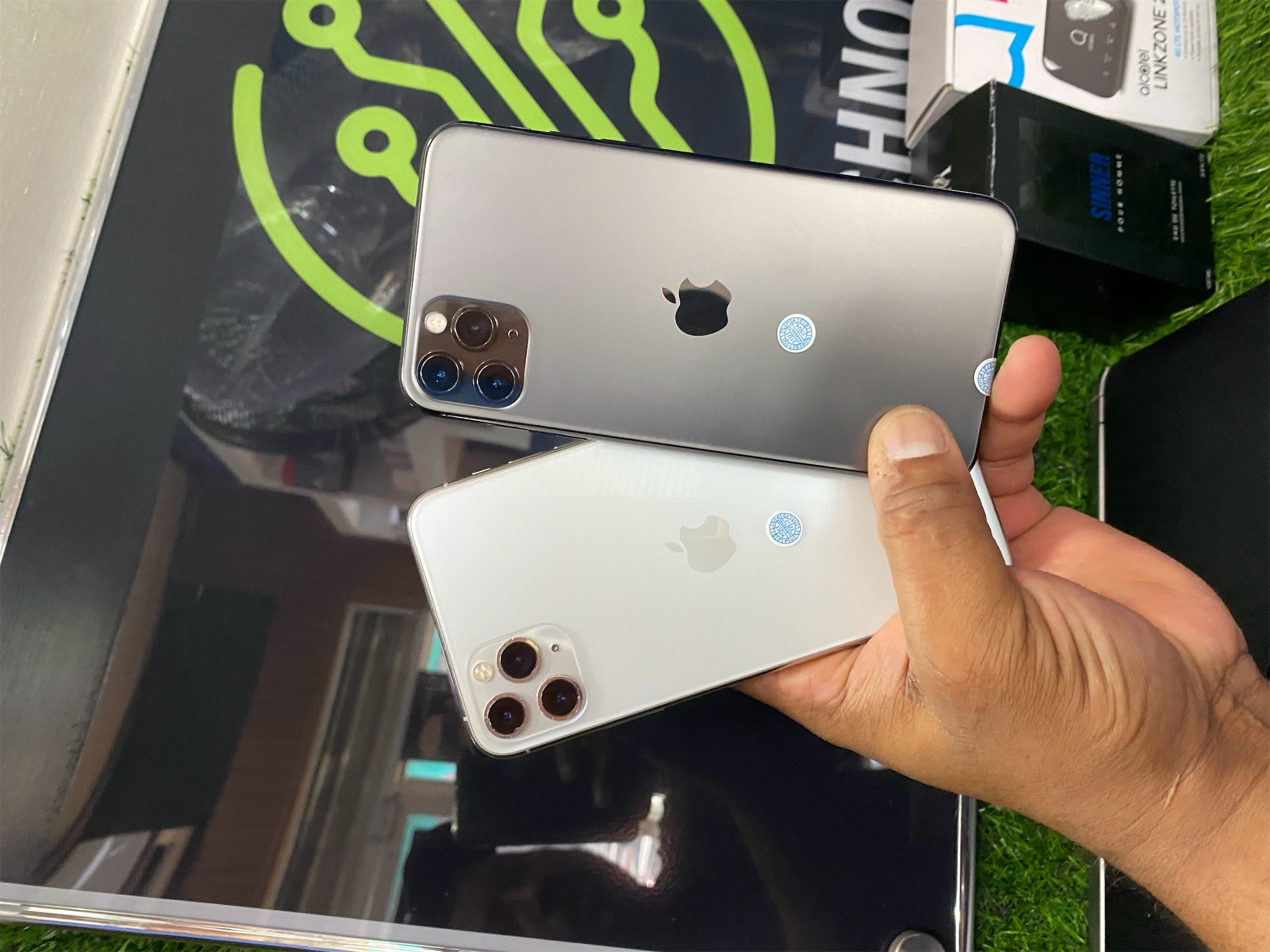 celulares y tabletas - iphone 11 pro max 64GB  9