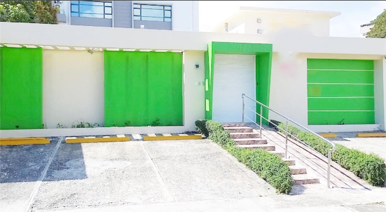 oficinas y locales comerciales - Local céntrico en los prados 3