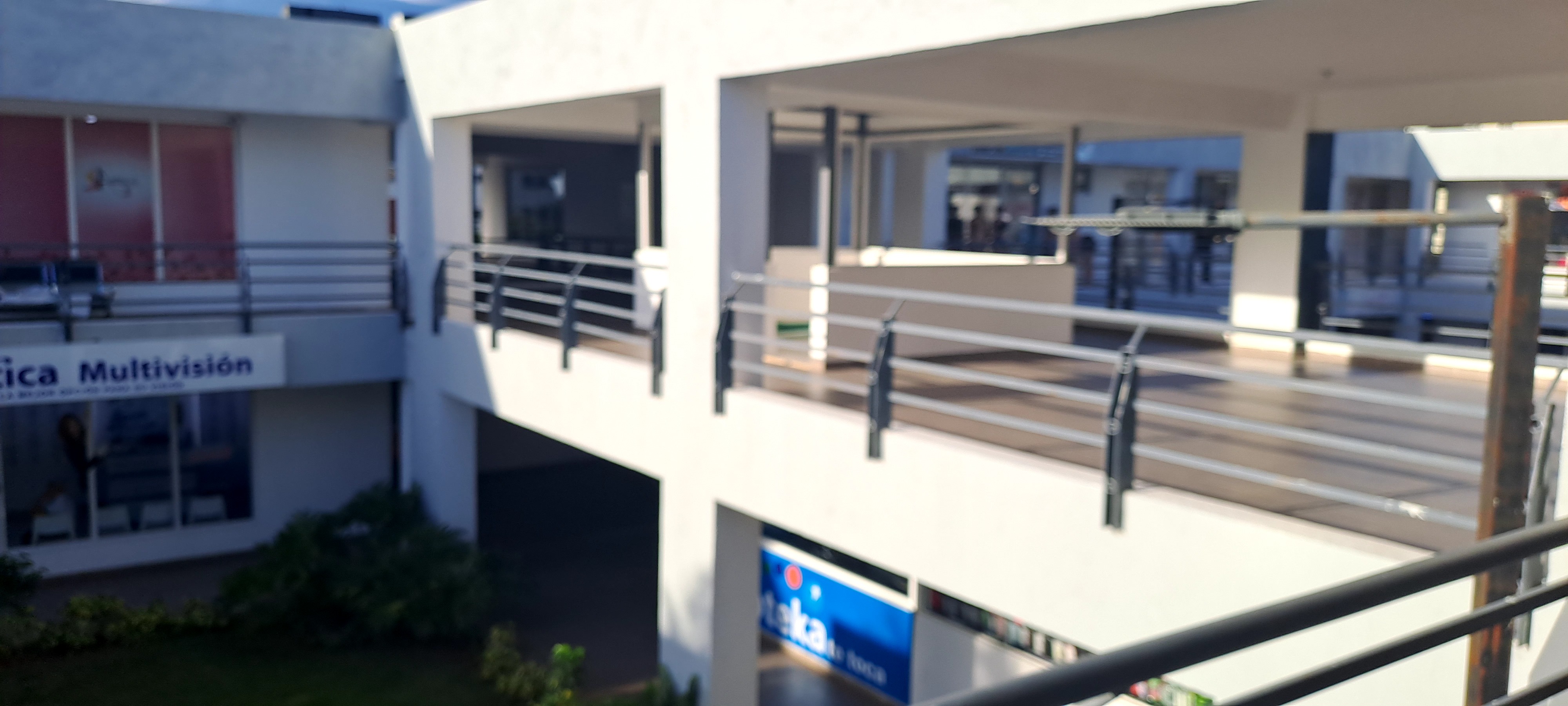 oficinas y locales comerciales - Venta de Local comercial negociable 8