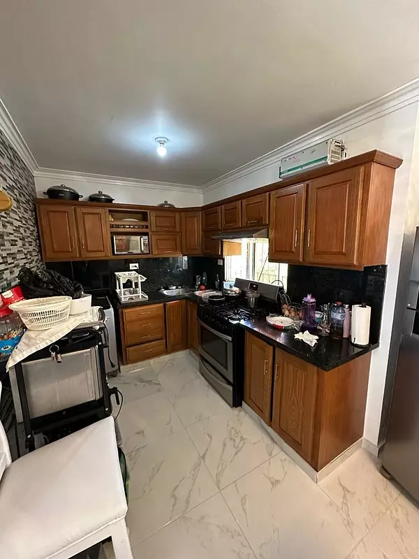 apartamentos - VENDO APARTAMENTO PRÓXIMO A LA PROLONGACIÓN 27 DE FEBRERO, BAYONA 3