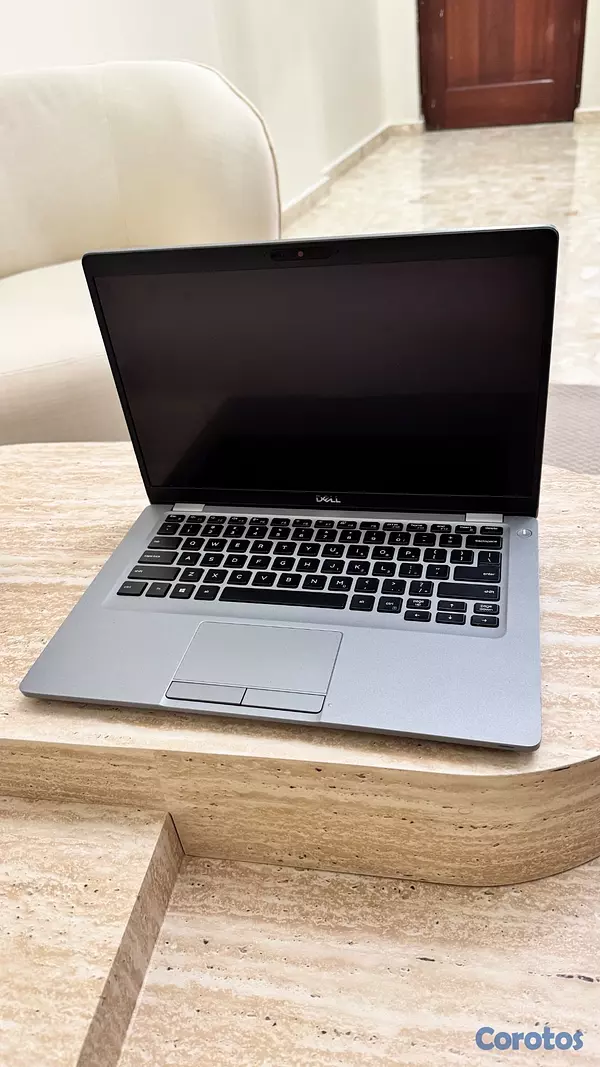 computadoras y laptops - Dell Latitude 5410 14” Pantalla Touch  i7-10610U 1 2
