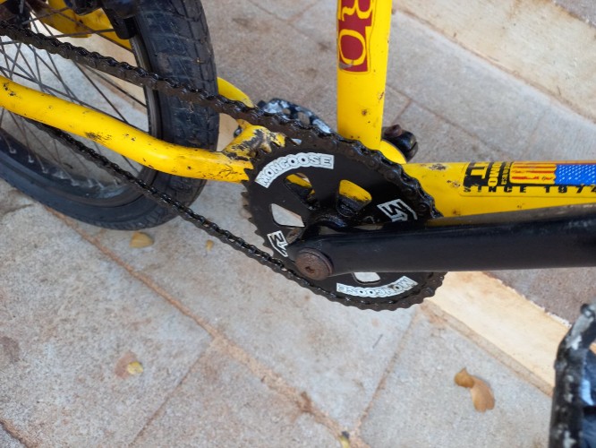 bicicletas y accesorios - Bicicleta mongoose para saltos aro 20 en buen estado 2
