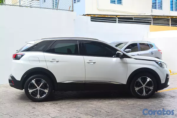 jeepetas y camionetas - Peugeot 5008 Allure 4